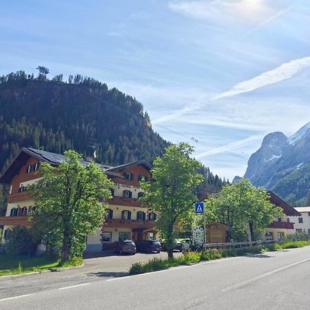 Residence Villa Flora By Ama Val Di Fassa Canazei Exteriér fotografie